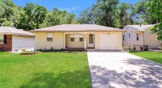 Homes for Sale in Kansas City, MO 64119 | 5205 N Richmond Avenue