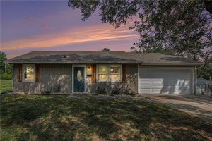 5807-N-Howard-Avenue-mls-2572295-image-1