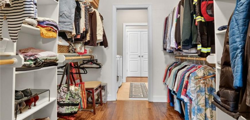 Homes for Sale in Parkville, MO 64152 | 13490 NW 72nd Street