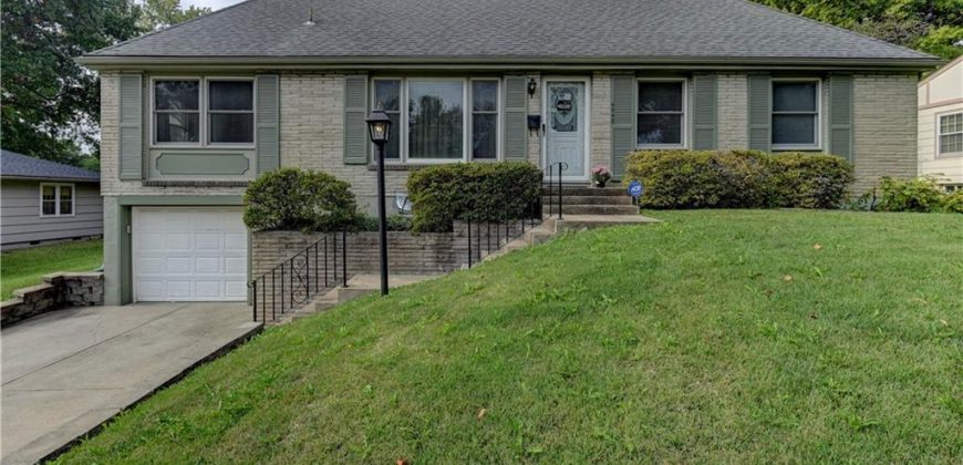 Homes for Sale in Kansas City, MO 64119 | 4948 N College Avenue