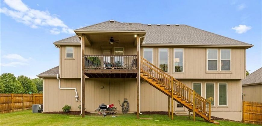 Homes for Sale in Kansas City, MO 64152 | 8204 NW 74th Street