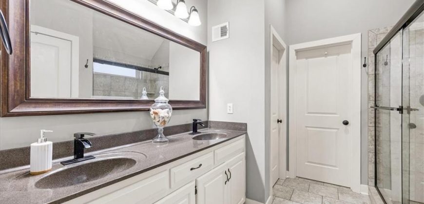 Homes for Sale in Kansas City, MO 64152 | 8204 NW 74th Street