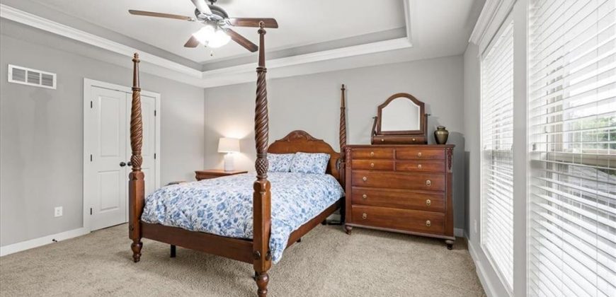 Homes for Sale in Kansas City, MO 64152 | 8204 NW 74th Street