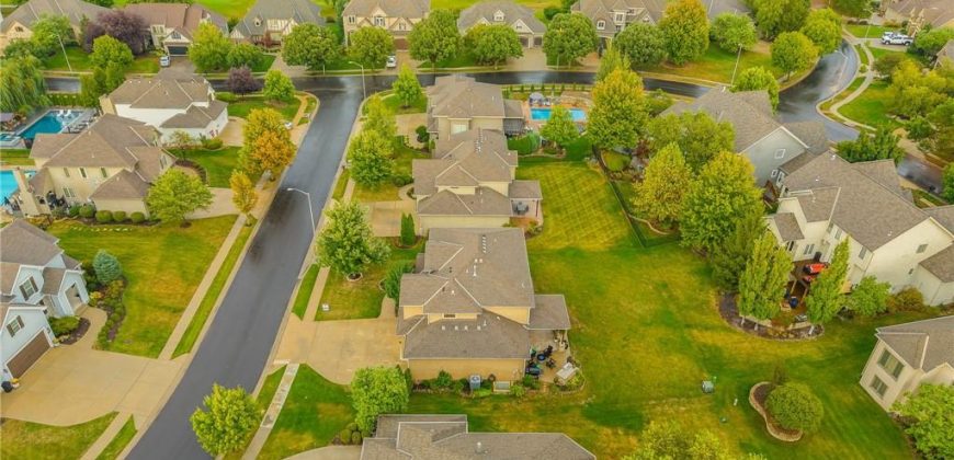 Homes for Sale in Kansas City, MO 64155 | 10527 N Euclid Avenue