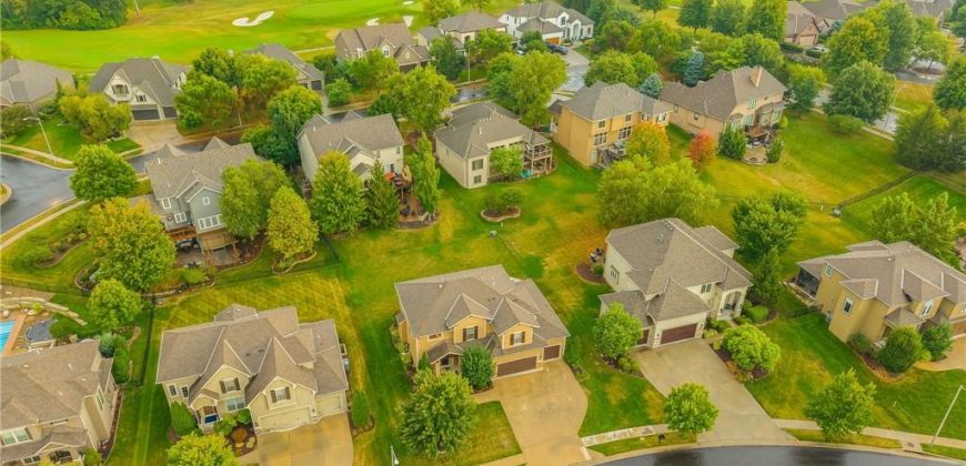 Homes for Sale in Kansas City, MO 64155 | 10527 N Euclid Avenue