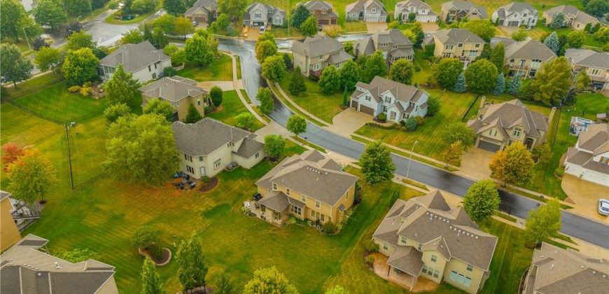 Homes for Sale in Kansas City, MO 64155 | 10527 N Euclid Avenue