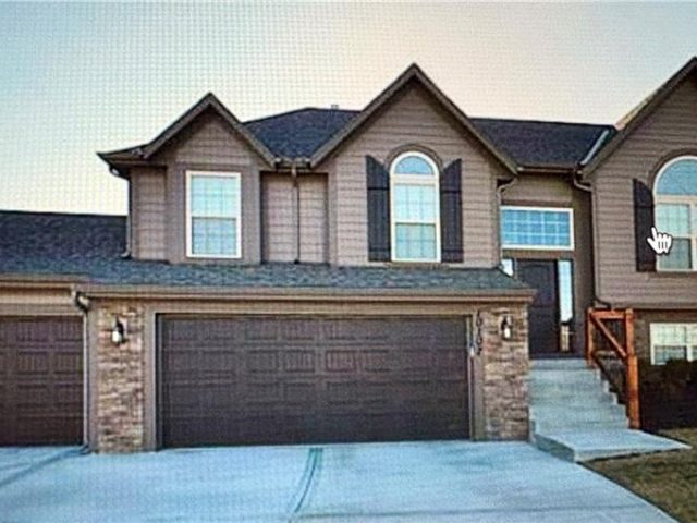 Homes for Sale in Kansas City, MO 64157 | 10107 N CEDAR Avenue