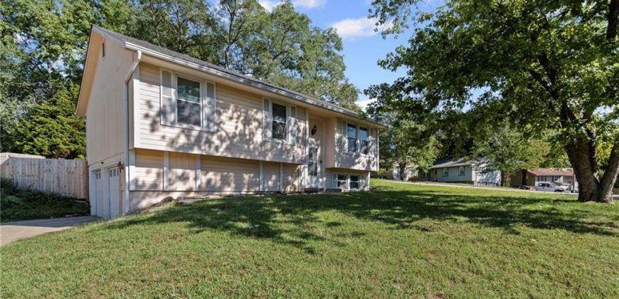 Homes for Sale in Kansas City, MO 64118 | 1400 NW 74th Street Homes for Sale in Kansas City, MO 64118 | 1400 NW 74th Street