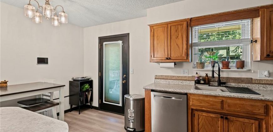 Homes for Sale in Kansas City, MO 64118 | 1400 NW 74th Street Homes for Sale in Kansas City, MO 64118 | 1400 NW 74th Street