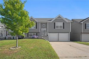 8680-NE-110TH-Street-mls-2581250-image-1