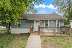 5239-N-BRISTOL-Avenue-mls-2581781-image-1