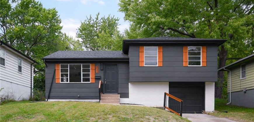Homes for Sale in Kansas City, MO 64119 |   8032 NE San Rafael Drive