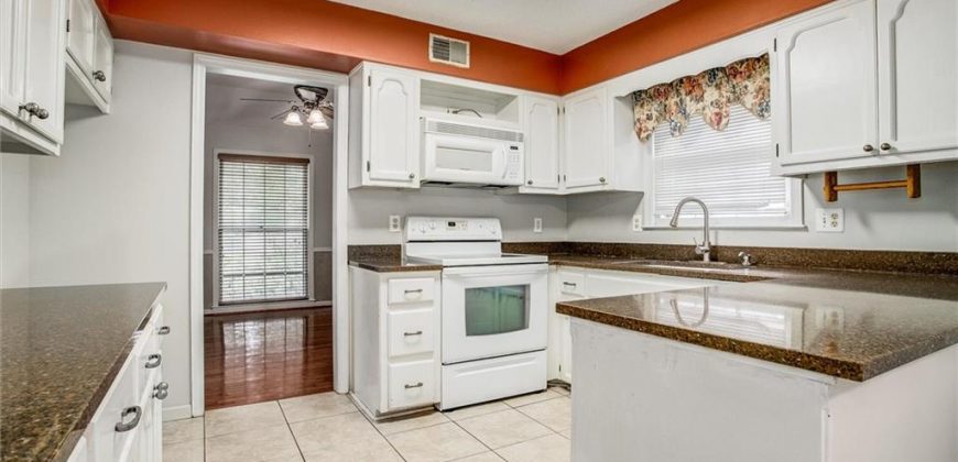 Homes for Sale in Kansas City, MO 64151 | 8142 NW Beaman Drive