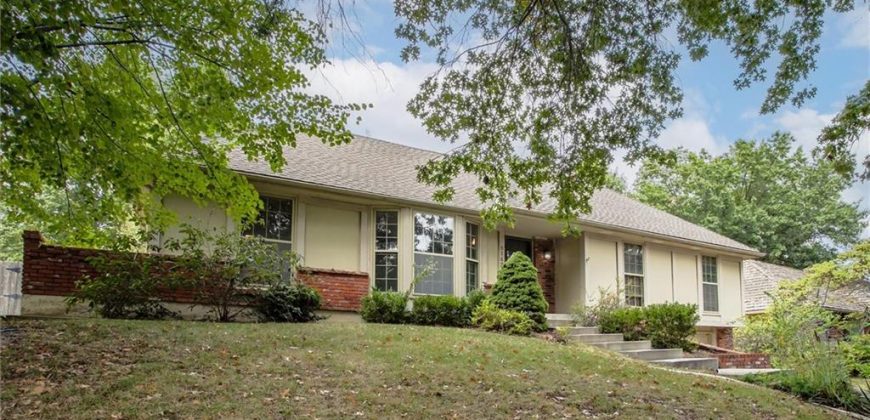 Homes for Sale in Kansas City, MO 64151 | 8142 NW Beaman Drive
