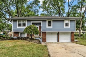 6920-NW-76th-Place-mls-2582279-image-1
