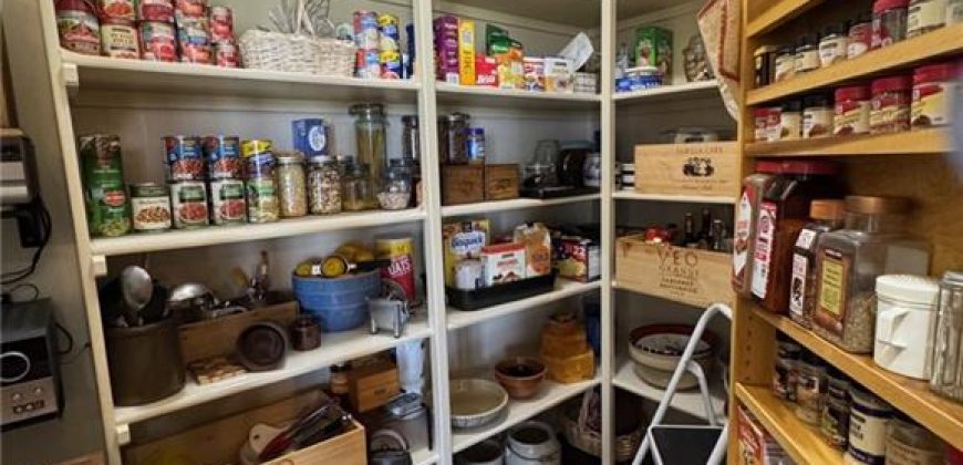 Homes for Sale in Kansas City, MO 64155 | 10610 N Garfield Avenue