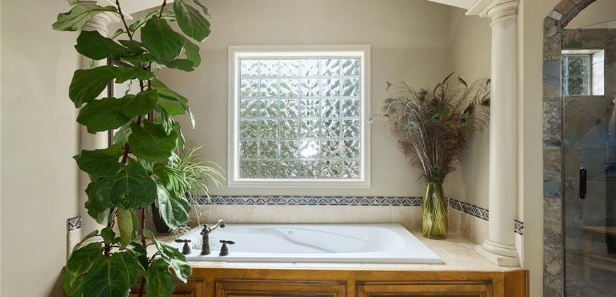 Homes for Sale in Kansas City, MO 64155 | 10610 N Garfield Avenue