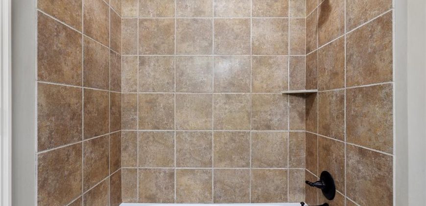 Homes for Sale in Kansas City, MO 64155 | 10610 N Garfield Avenue