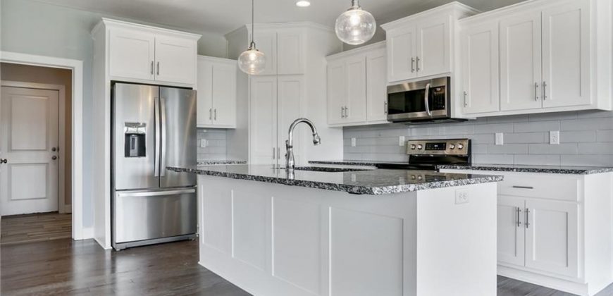 Homes for Sale in Kansas City, MO 64158 | 8111 N Sycamore Avenue