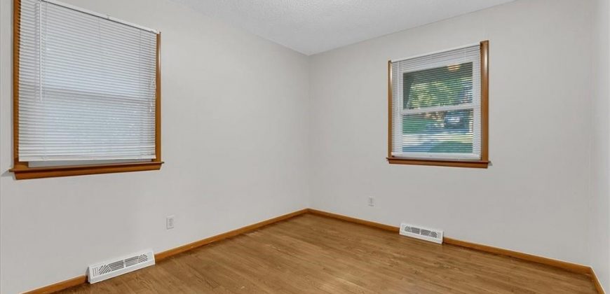 Homes for Sale in Kansas City, MO 64151 | 8012 NW Cadwallader Road