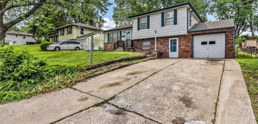 Homes for Sale in Kansas City, MO 64119 | 7920 NE San Rafael Drive