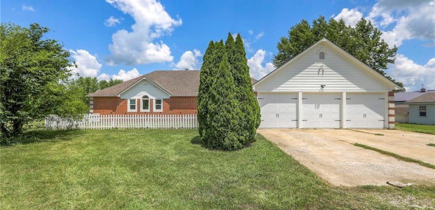 Homes for Sale in Kearney, MO 64060 | 20012 NE 138th Street