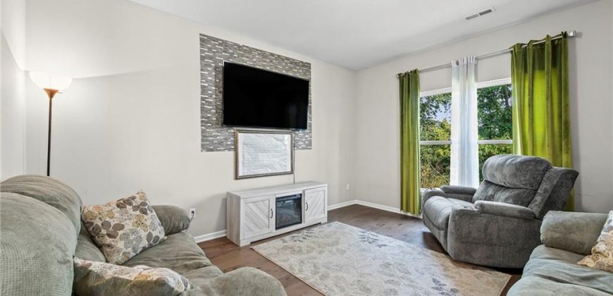 Homes for Sale in Kansas City, MO 64163 | 7724 NW 124th Street