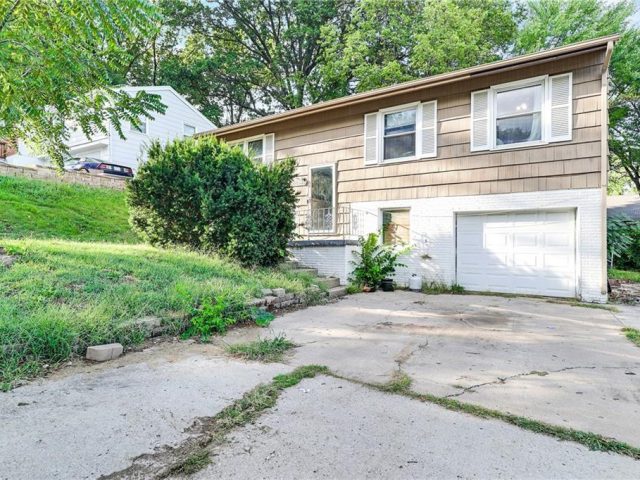 Homes for Sale in Kansas City, MO 64116 | 2436  38th Street