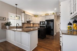 6008-N-Norton-Avenue-mls-2576116-image-1