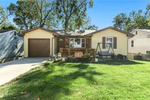 8163-NE-51st-Street-mls-2581098-image-1
