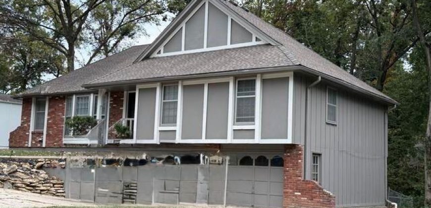 Homes for Sale in Liberty, MO 64068 | 523  Lancelot Drive