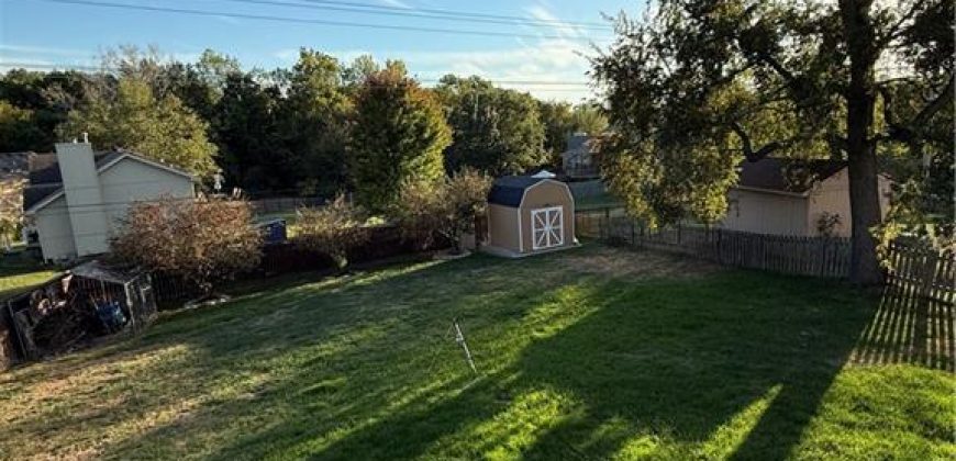 Homes for Sale in Kansas City, MO 64118 | 1305 NW 72nd Street
