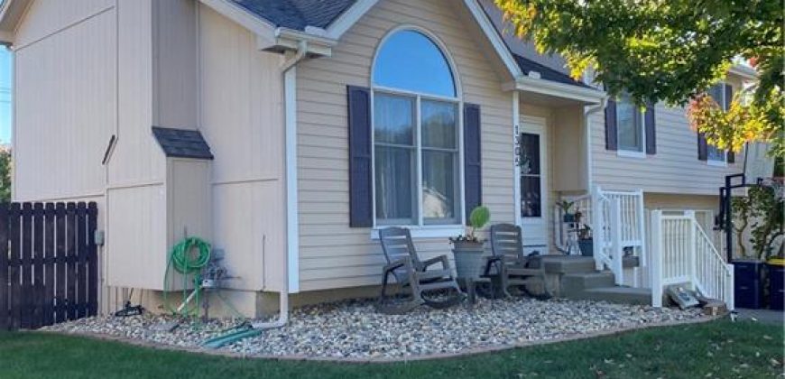 Homes for Sale in Kansas City, MO 64118 | 1305 NW 72nd Street