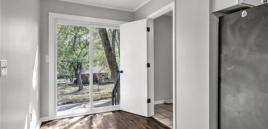 Homes for Sale in Kansas City, MO 64118 | 841 NW 69th Place