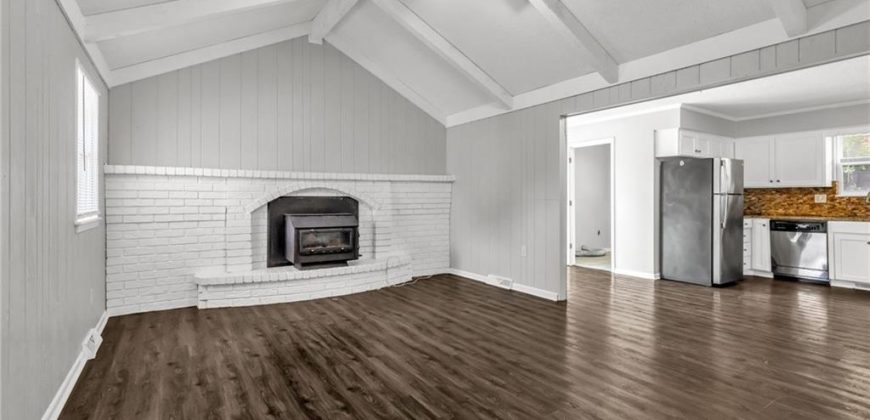 Homes for Sale in Kansas City, MO 64118 | 841 NW 69th Place