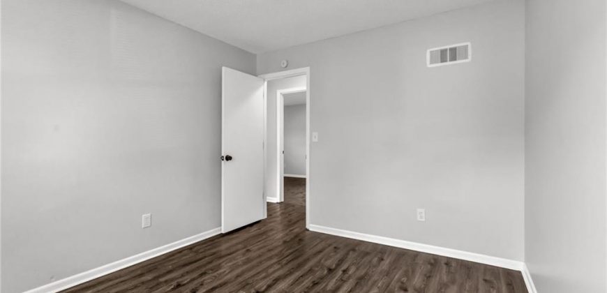 Homes for Sale in Kansas City, MO 64118 | 841 NW 69th Place