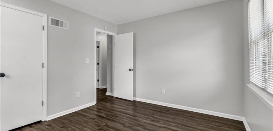 Homes for Sale in Kansas City, MO 64118 | 841 NW 69th Place