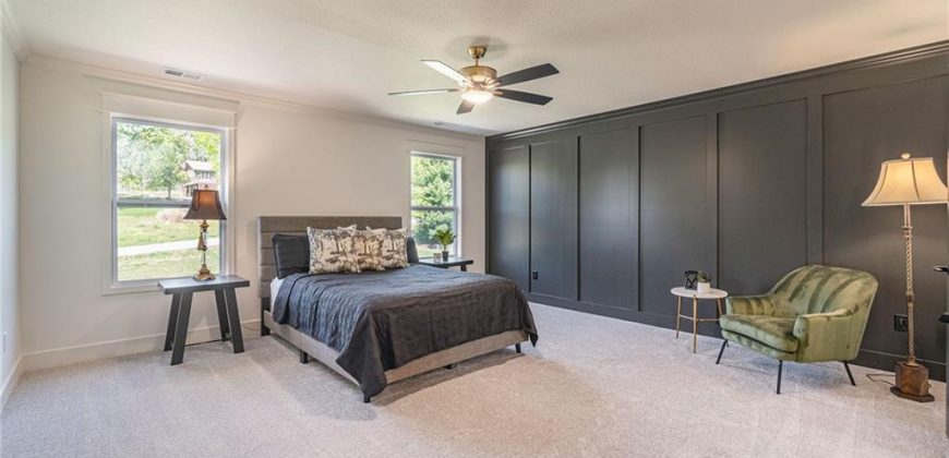 Homes for Sale in Parkville, MO 64152 | 7044  Glenn Lane