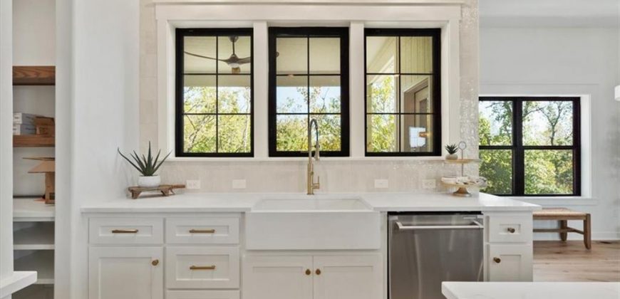 Homes for Sale in Kansas City, MO 64157 | 8837 N KENTUCKY Avenue