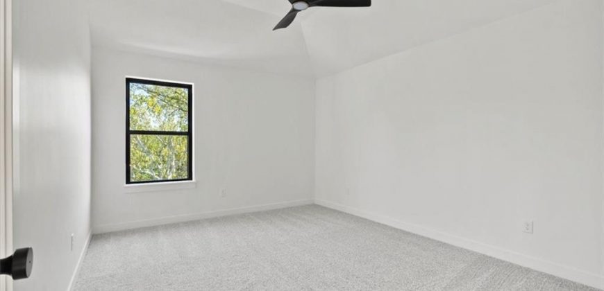 Homes for Sale in Kansas City, MO 64157 | 8837 N KENTUCKY Avenue