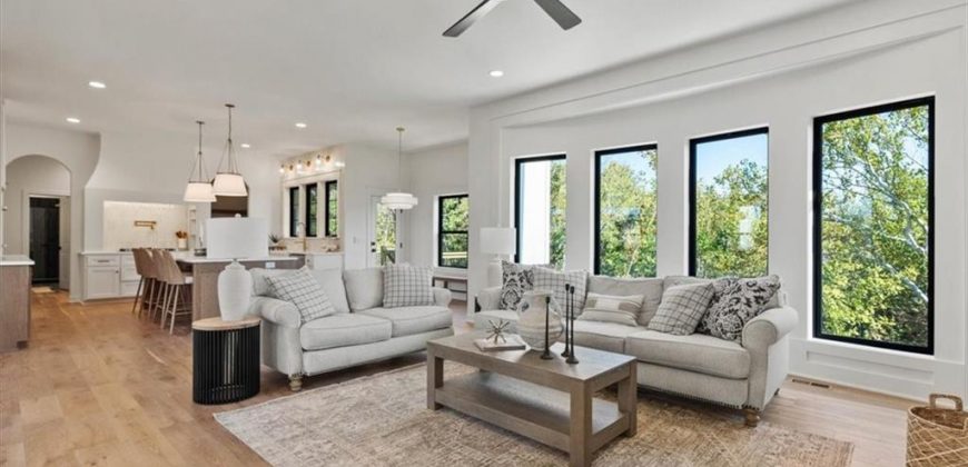 Homes for Sale in Kansas City, MO 64157 | 8837 N KENTUCKY Avenue