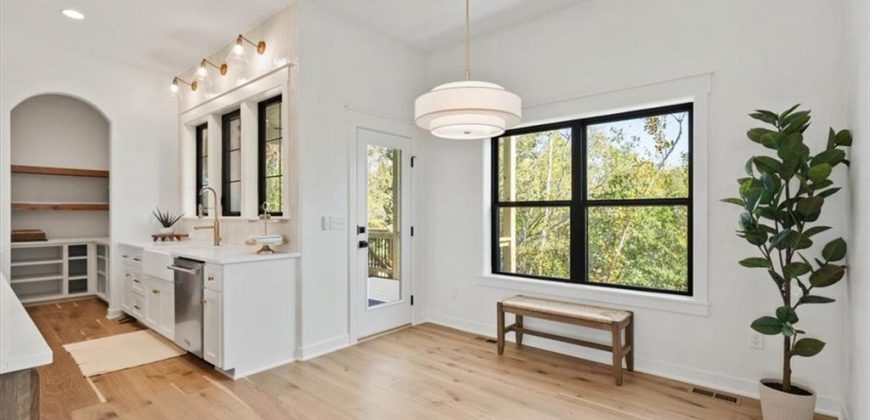 Homes for Sale in Kansas City, MO 64157 | 8837 N KENTUCKY Avenue