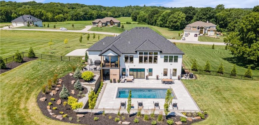 Homes for Sale in Smithville, MO 64089 | 14291  Cattle Ranch Drive