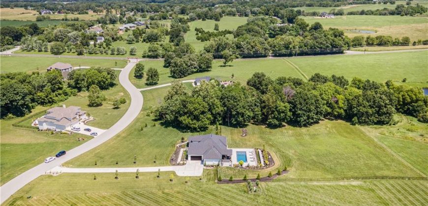 Homes for Sale in Smithville, MO 64089 | 14291  Cattle Ranch Drive