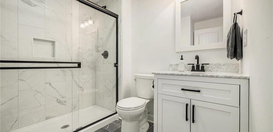 Homes for Sale in Kansas City, MO 64154 | 3922 NW 96th Street