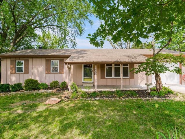 Homes for Sale in Kansas City, MO 64152 | 12250 NW Crooked Road