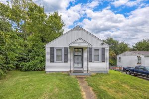 5717-NE-Detroit-Avenue-mls-2574391-image-1