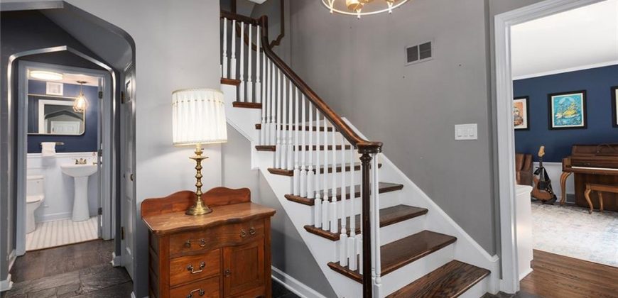 Homes for Sale in Kansas City, MO 64116 | 2204 NE 39TH Street