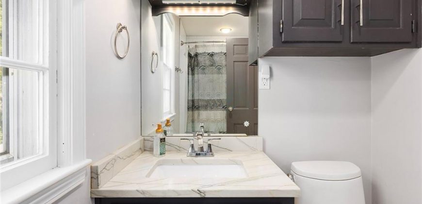 Homes for Sale in Kansas City, MO 64116 | 2204 NE 39TH Street