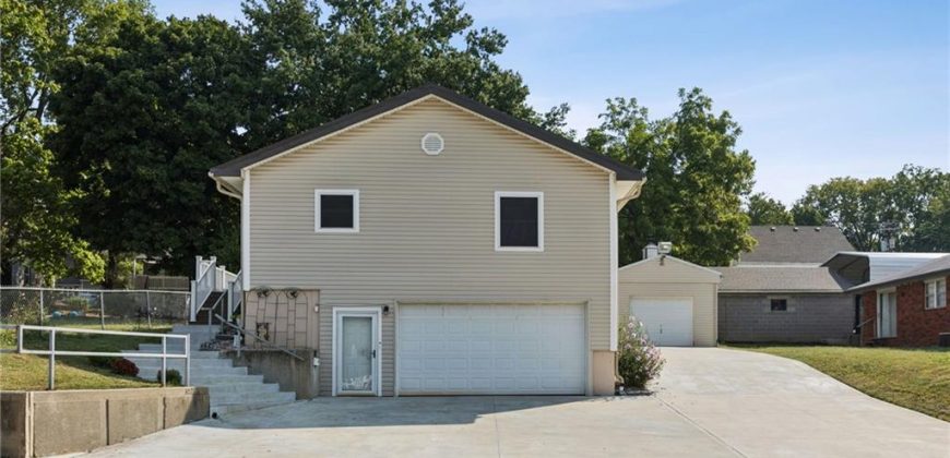 Homes for Sale in Liberty, MO 64068 | 307 N Gallatin Street